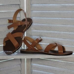NIB Soda Mermaid-S Women's Open Toe Criss Cross Sandals Size 9